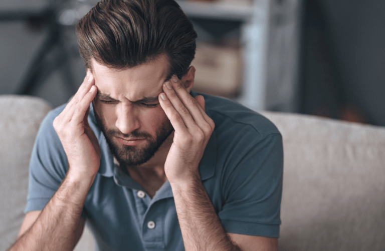 Baş ağrınızın sebebi burun tıkanıklığı olabilir!